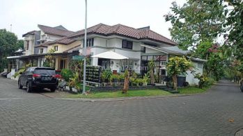 Rumah Hook Bagus Furnished, Cluster Kota Baru Parahyangan Bandung