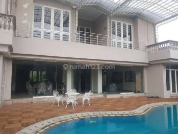 Rumah Mewah Dalam Perumahan Puri Cinere Nan Asri di Cinere