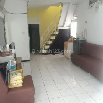 Rumah Sayap Sudirman,dekat Pasar Andir.