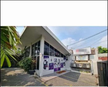 Dijual Rumah usaha selangkah ke jl Diponegoro surabaya