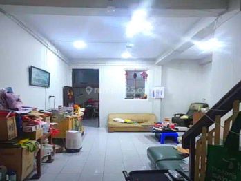 Rumah Usaha kantor Sriwijaya Surabaya Pusat Dekat Raya Darmo