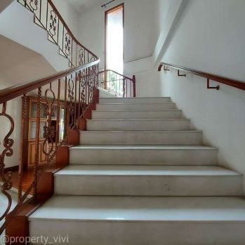 Rumah Bagus Area Elit Di Pondok Indah Jakarta Selatan