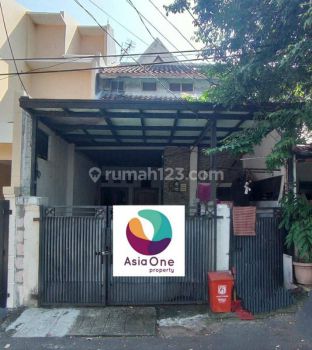 Rumah Dalam Komplex Bebas Banjir di Kampung Ambon Jakarta Timur