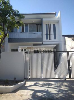 Jual Rumah Baru Gress di Sutorejo 2 Lantai Akses Art Terpisah