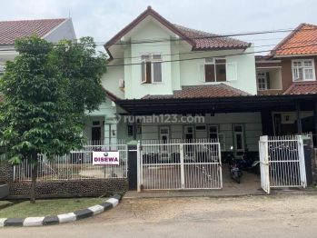 Disewakan Rumah Luas Siap Huni di Kemang Pratama 3