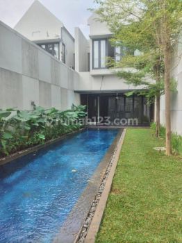 Close to mrt and int'l school. Prime area