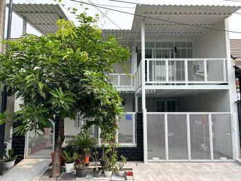 Rumah di Perum Jaya Maspion, SHM, Sudah Renovasi S