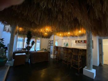 sewa rumah model villa di jln utama nakula, dekat seminyak