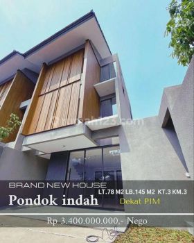 Townhouse di pondok indah 3.5 lantai  dengan balkon  hadap PIM