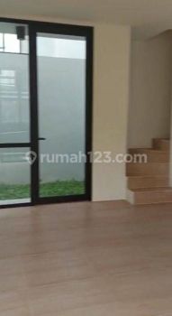 Rumah di Cluster Cendana Lippo Barat, 3,7 km ke Rs. Siloam, UPH kedokteran 2
