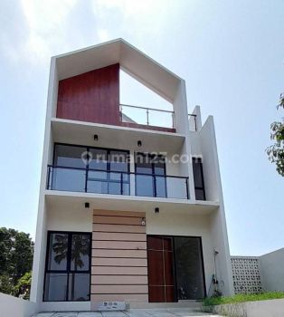 Rumah Mewah 2 Lantai Fasilitas Exclusive High Qualified