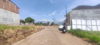 Tanah di Belakang Bns Sudah Siap Bangun Dan Ready SHM