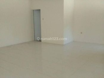 Gudang Baru Soe Hatta Main Road