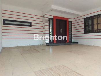 RUMAH KOMPLEK DAERAH MARINDAL