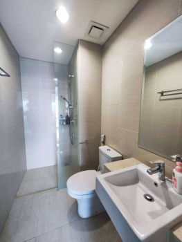 Disewa Apartemen Puri Mansion 3BR Full Furnished View Pool