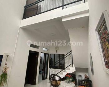 Disewakan rumah cantik furnish dekat GLBA UIN Transmart summarecon gede bage