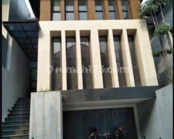 For Rent House Minimalis Modern Siap Huni 4 BR Dalam Townhouse Dekat Sekolah Dan