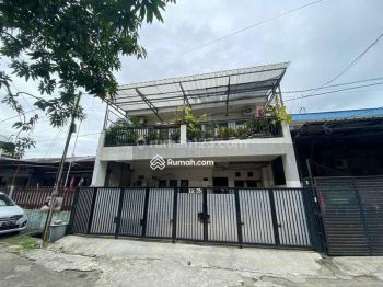 RUMAH MEGAH DI PETAMBURAN JAKARTA BARAT DEKAT KE DAAN MOGOT