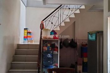 Rumah Murah 2,5 Lantai Di Cipinang Jatinegara Dekat Stasiun Jatinegara