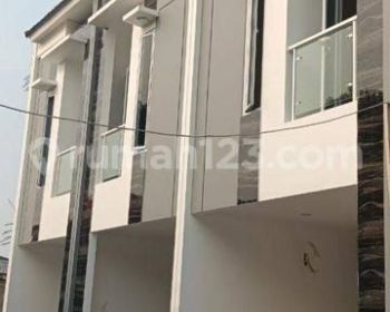 di  rumah cantik minimalis di tamansari jakarta barat