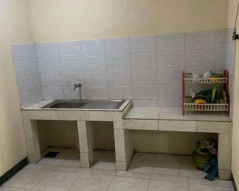 Dikontrakkan Rumah Tahunan