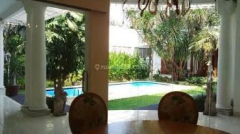 Rumah Menteng Bagus Sekali Cocok Untuk Tinggal Pejabat Sosialita