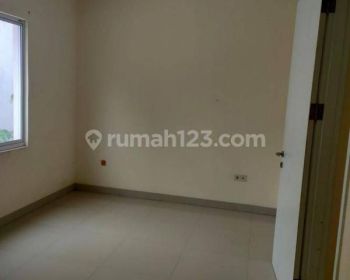 Disewakan Rumah SHM semi furnished bagus banget yuk sewakan