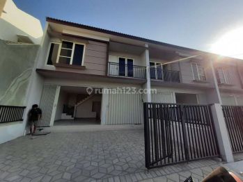 Ruko Amsterdam Green Mansion Juanda Dekat Oerr, Tol, Lokasi Ramai, Cicilan 5 Row