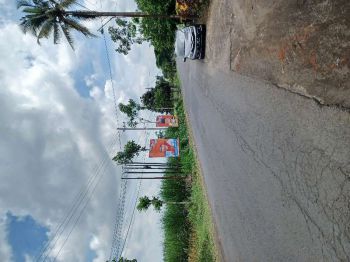 Tanah poros Raya Profinsi kidangbang kec Bululawang butuh cepat