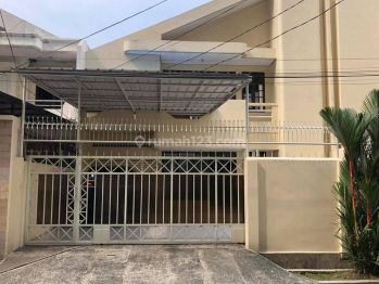 For Sale : Rumah Pluit Timur Residance
2 Lantai