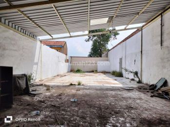 Jual cepat Tanah plus kos kosan aktif di Jalan  raya rancaekek