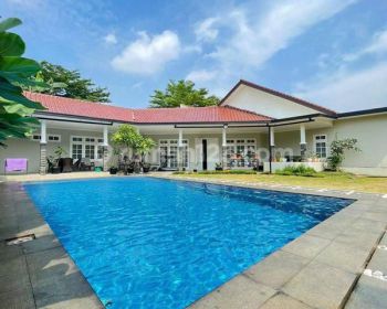 RUMAH MEWAH SIAP HUNI DI KOMPLEK PEJATEN BARAT JAKARTA SELATAN