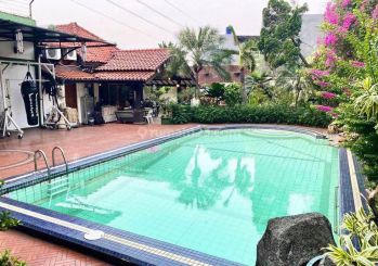 Rumah Luas lokasi Strategis dekat Tol Dalam Kota diMampang Prapatan Pancoran