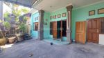 thumbnail-rumah-sewa-tahunan-3-kamar-kesambi-area-5