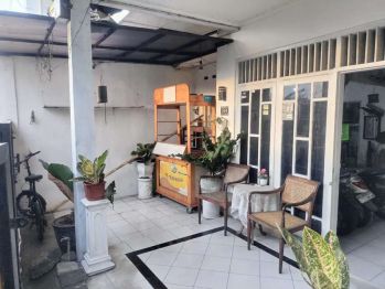 Dijual rumah di lokasi strategis