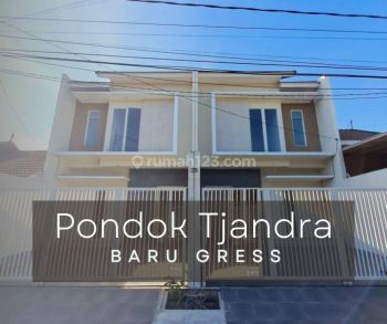 Baru Gress Rumah di Pondok Tjandra 2 Lantai SHM