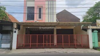 Ruko 2 lantai atau ruang usaha atau kantor strategis di penumping laweyan solo