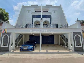 Rumah Modern Minimalis Dekat Tol Simatupang Jagakarsa Jakarta Selatan