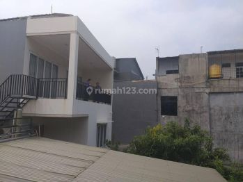 Dijual Rumah di Green Ville