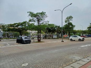 Super Prime Jalan Raya Boulevard di Golf Island