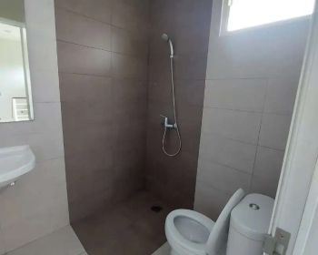 DISEWAKAN RUMAH DI SUMARECON EMERALD KARAWANG 3,3JT/BULAN