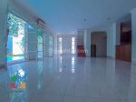 thumbnail-townhouse-kemang-jakarta-selatan-strategis-ada-pool-full-ac-harga-8