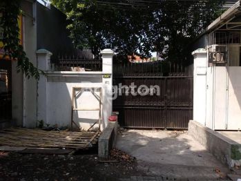 Hitung Tanah Rumah Nol Jalan Raya Kenjeran