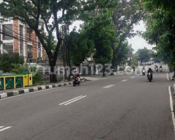 Rumah cocok untuk kantor usaha cafe