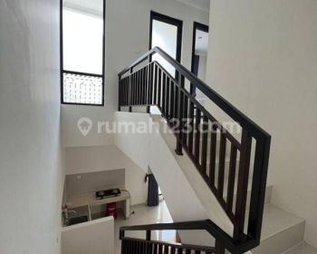 Rent Rumah: Podomoro park