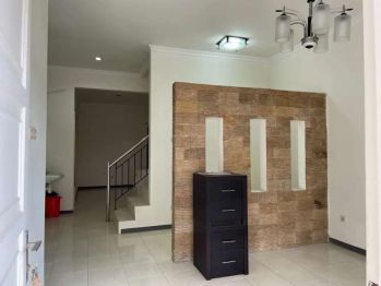 DIJUAL RUMAH GARDEN DIAN REGENCY - Juanda - Waru - Dekat Surabaya