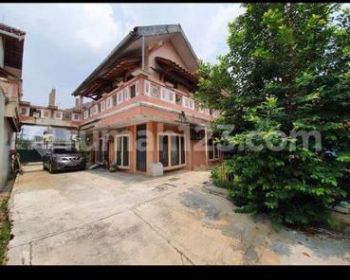 Rumah di Jatiwaringin pondok gede Bekasi SHM