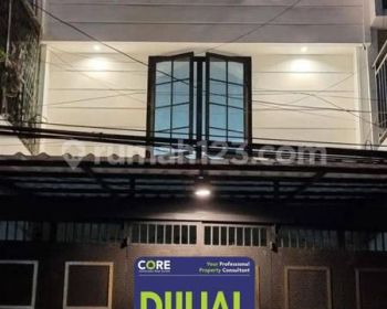 Di jual Ruko di Jelambar jakarta barat SHM Baru 83 m 3 lantai ruko brand new