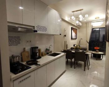 Sky House BSD+ Kensington 2br 51m²