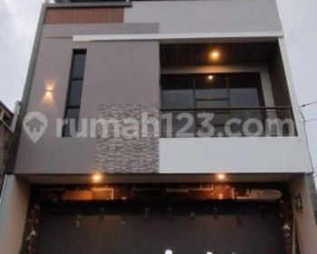 Jarang Ada, Modern Banget Ruko Dan Gudang 3lt Dijual di Sayap Bkr